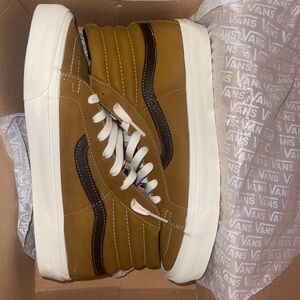 Vans Men's Tan and White High-Top Sneakers